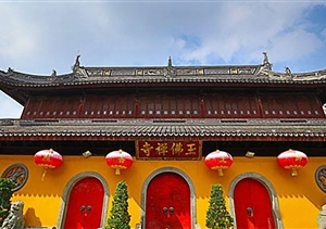 春節期間寺廟祈福，保障安全才是福------除夕夜完成21個(gè)寺廟秩序