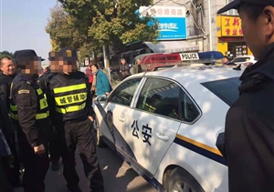 菜場(chǎng)小偷大膽作案  宗保特保英勇擒拿 —周浦市容項目抓獲小偷