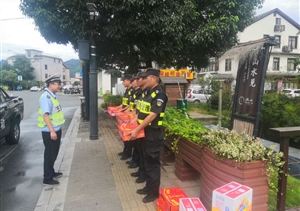 高溫送涼暖人意   領(lǐng)導慰問(wèn)受激勵——甲方領(lǐng)導對浙江民泰駐徑山項