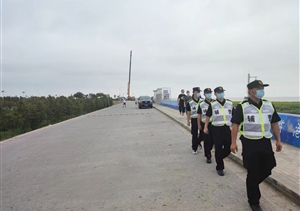 宗保公司協(xié)助做好南匯新城海堤安全保障工作